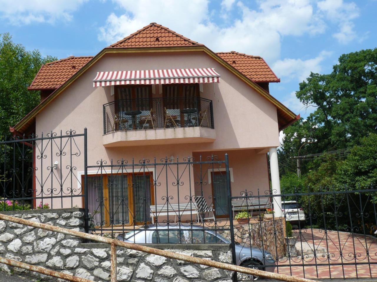 Hejo Apartman Miskolc Exterior photo